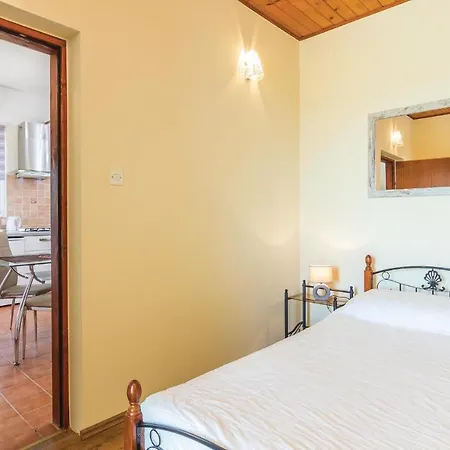 Holiday home Gorgeous Home In Trget With Outdoor Swimming Pool